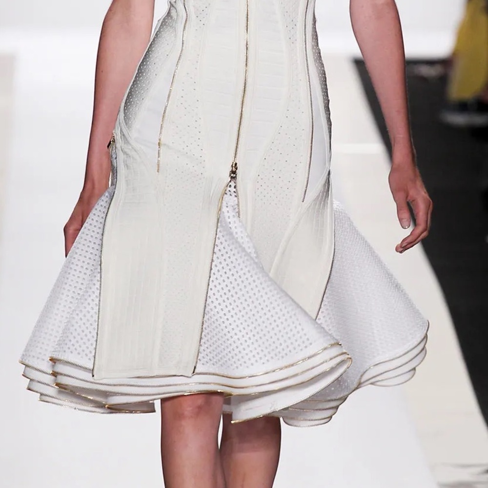 NWT super rare Herve Leger Nikola Black Perforated zipper Skirt slip 2014 runway